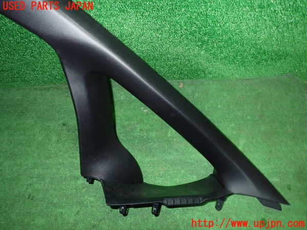 1UPJ-9236397660]ノア(ヴォクシー)(ZRR80W)左フロントピラートリム 中古_3