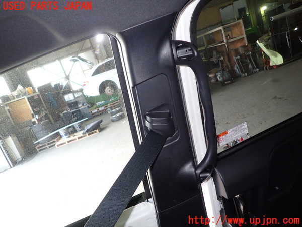 1UPJ-9236397665]ノア(ヴォクシー)(ZRR80W)右センターピラートリム 中古_2