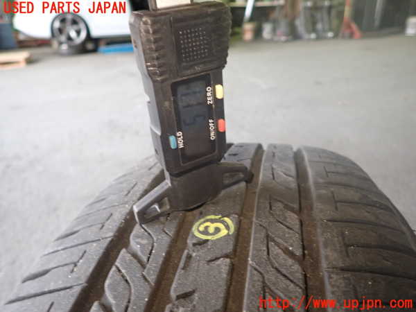 1UPJ-9236399033]ノア(ヴォクシー)(ZRR80W)タイヤ　ホイール　1本③ 205/60R16 中古_3
