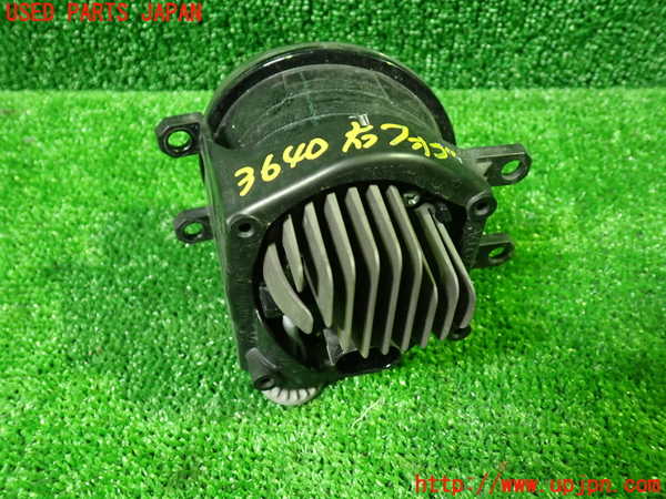 1UPJ-9236401180]アルファード(AGH30W)右フォグ 中古_2