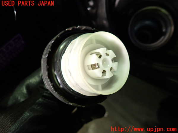 1UPJ-9236401690]アルファード(AGH30W)フューエルリッド 中古_3