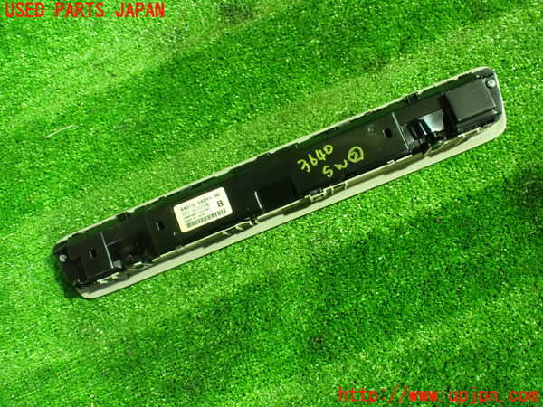 1UPJ-9236406307]アルファード(AGH30W)スイッチ2 (空調、ルームランプ他) 中古_2