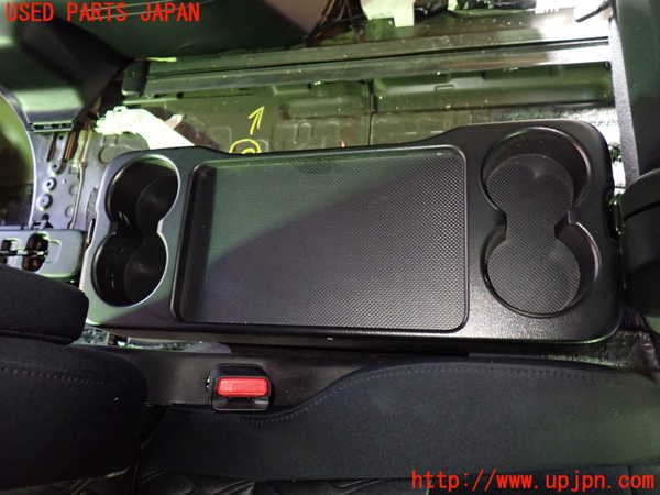 1UPJ-9236407145]アルファード(AGH30W)右2列目シート 中古_4