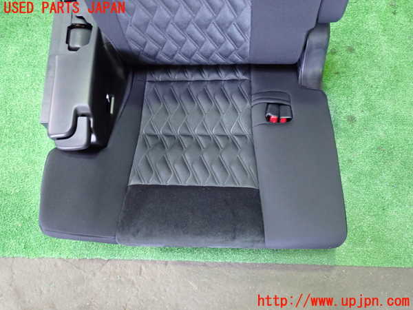 1UPJ-9236407235]アルファード(AGH30W)右3列目シート 中古_3