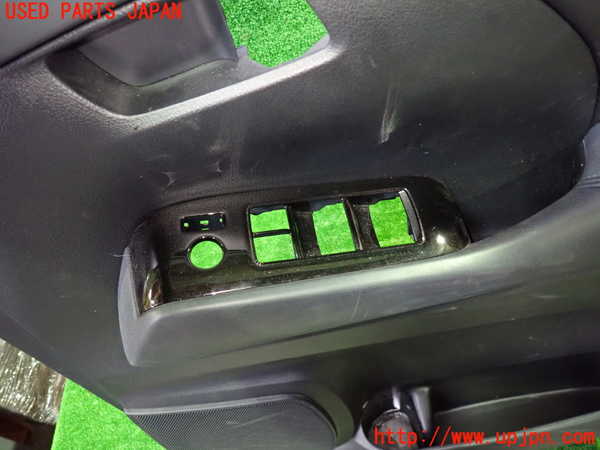 1UPJ-9236401234]アルファード(AGH30W)右前ドア内張り 中古_2