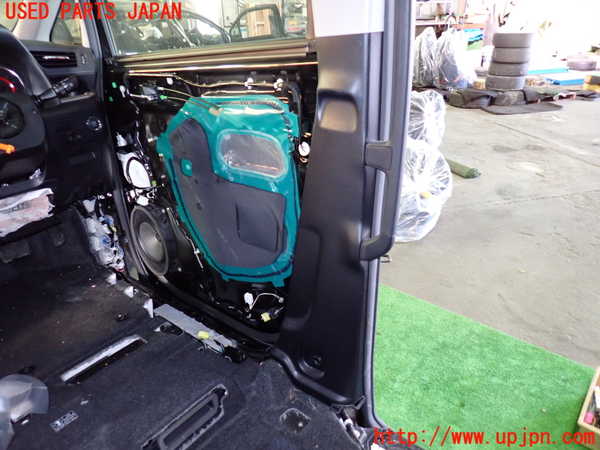 1UPJ-9236407665]アルファード(AGH30W)右センターピラートリム 中古_3