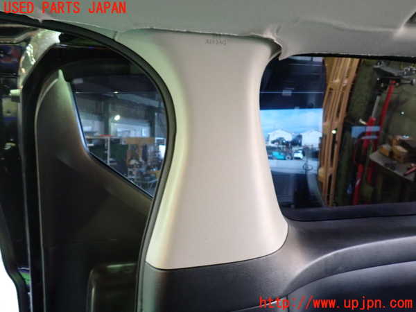 1UPJ-9236407675]アルファード(AGH30W)右リアピラートリム 中古_2