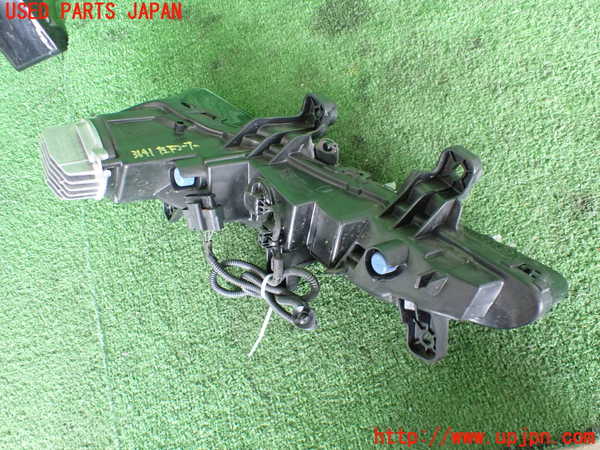 2UPJ-9236411152]プジョー・208(P21HN05)左コーナーランプ (ジャンク品) 中古_2