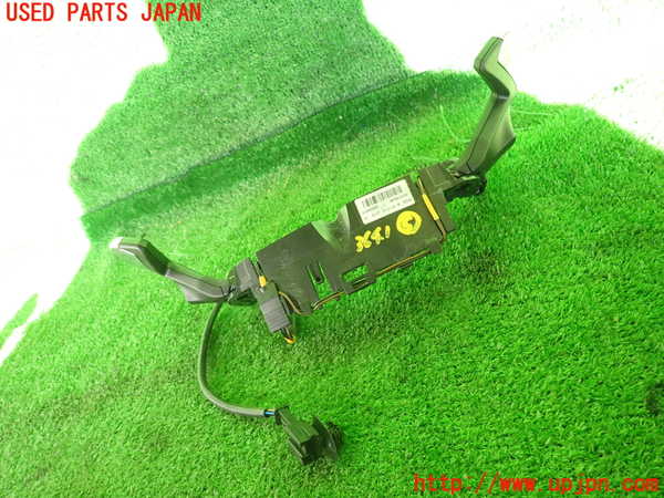 2UPJ-9236416310]プジョー・208(P21HN05)スイッチ5 (ジャンク品) (ハンドルシフト) 中古_2