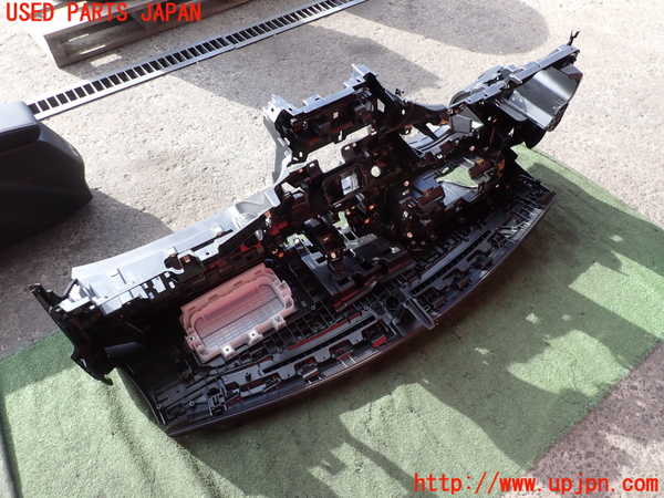 2UPJ-9236417505]プジョー・208(P21HN05)ダッシュボード 中古_3