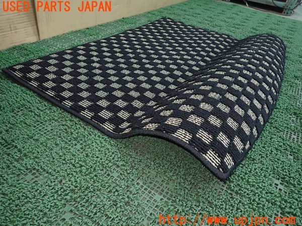 3UPJ=9236430634]BMW 218i アクティブツアラー(2A15 F45)HOT FIELD ホット フィールド ラゲッジマット トランクマット 中古_2