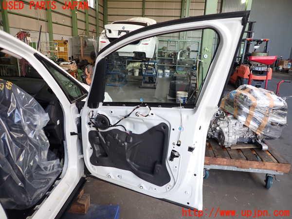 2UPJ-9236431230]BMW 218i アクティブツアラー(2A15)(F45)右前ドア 中古(43R-001735 M540)_4