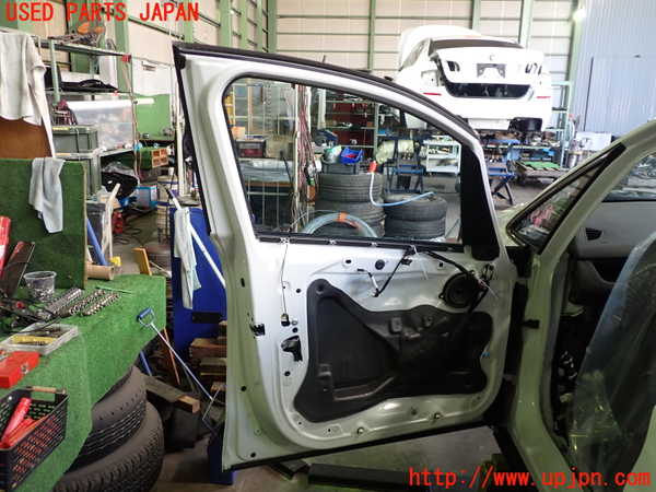 2UPJ-9236431260]BMW 218i アクティブツアラー(2A15)(F45)左前ドア 中古(43R-001735 M540)_4