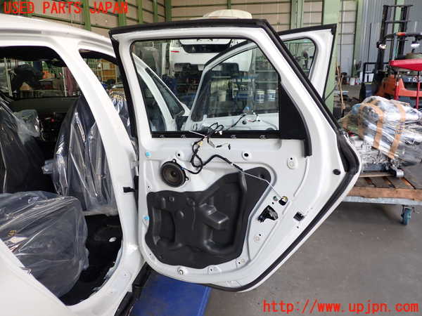 2UPJ-9236431290]BMW 218i アクティブツアラー(2A15)(F45)右後ドア 中古(43R-001734 M532)_5