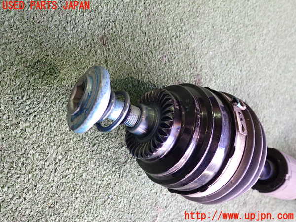 2UPJ-9236434015]BMW 218i アクティブツアラー(2A15)(F45)左フロントドライブシャフト 中古_2