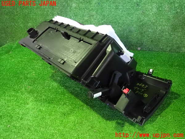 2UPJ-9236437516]BMW 218i アクティブツアラー(2A15)(F45)グローブボックス1 中古_3
