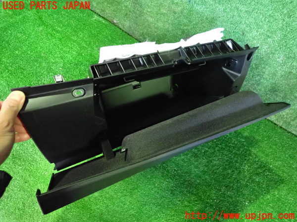 2UPJ-9236437516]BMW 218i アクティブツアラー(2A15)(F45)グローブボックス1 中古_4