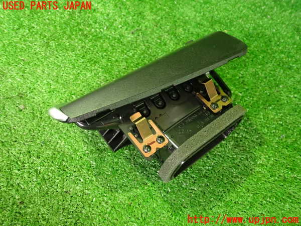 2UPJ-9236437527]BMW 218i アクティブツアラー(2A15)(F45)エアコン吹き出し口2 (右) 中古_2