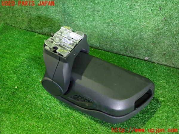 2UPJ-9236437549]BMW 218i アクティブツアラー(2A15)(F45)コンソール 中古_2