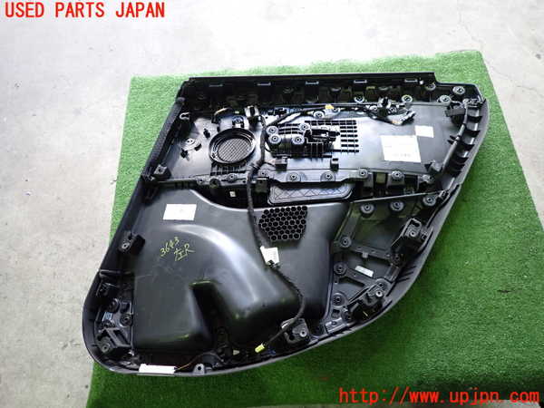 2UPJ-9236431324]BMW 218i アクティブツアラー(2A15)(F45)左後ドア内張り 中古_4