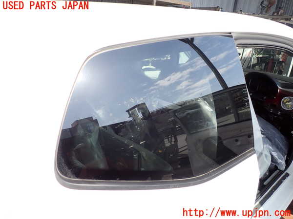 2UPJ-9236441380]VW up! GTI(アップ GTI)(AADKR)右クォーターガラス (43R-001595) 中古_2