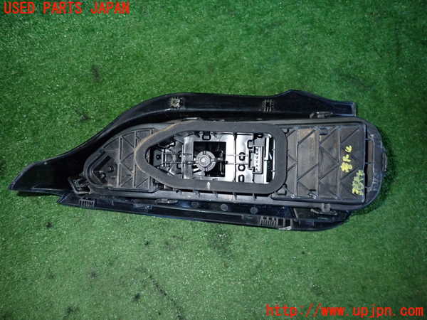 2UPJ-9236441530]VW up! GTI(アップ GTI)(AADKR)右テールランプ 中古_3