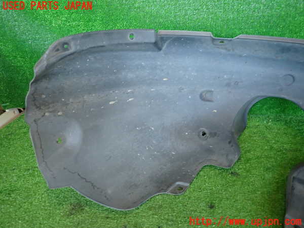 2UPJ-9236441090]VW up! GTI(アップ GTI)(AADKR)右前フェンダーライナー 中古_5