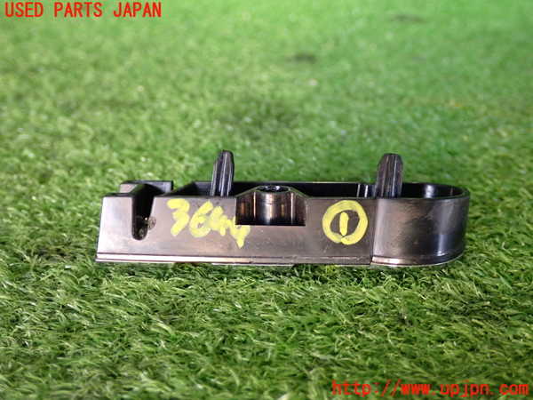 2UPJ-9236441631]VW up! GTI(アップ GTI)(AADKR)エンブレム1 中古_4