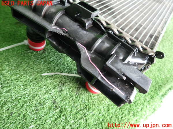 2UPJ-9236442321]VW up! GTI(アップ GTI)(AADKR)ラジエーター1 (ジャンク品) 中古_4