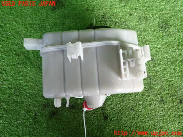 2UPJ-9236442410]VW up! GTI(アップ GTI)(AADKR)ラジエータータンク 中古_3