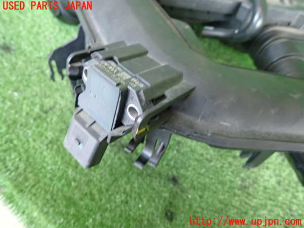 2UPJ-9236442560]VW up! GTI(アップ GTI)(AADKR)エアクリーナーボックス 中古_3