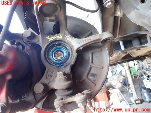 2UPJ-9236444290]VW up! GTI(アップ GTI)(AADKR)右フロントナックルハブ 中古_2