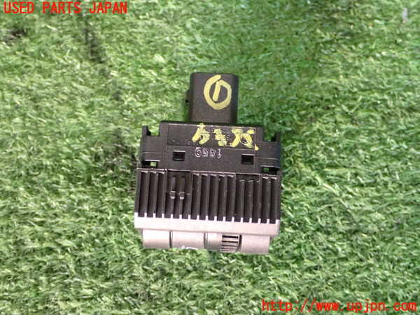 2UPJ-9236446306]VW up! GTI(アップ GTI)(AADKR)スイッチ1 (レベライザー) 中古_2