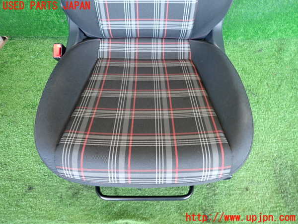 2UPJ-9236447065]VW up! GTI(アップ GTI)(AADKR)助手席シート 中古_2