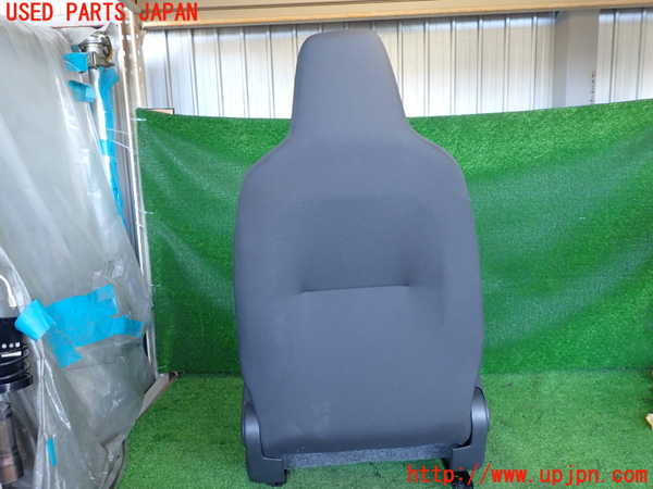 2UPJ-9236447065]VW up! GTI(アップ GTI)(AADKR)助手席シート 中古_4