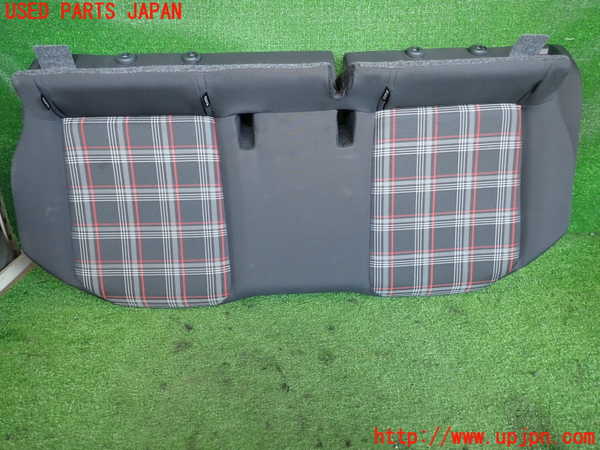 2UPJ-9236447385]VW up! GTI(アップ GTI)(AADKR)リアシート 中古_2