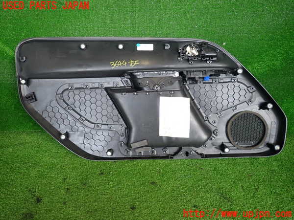 2UPJ-9236441234]VW up! GTI(アップ GTI)(AADKR)右前ドア内張り 中古_2