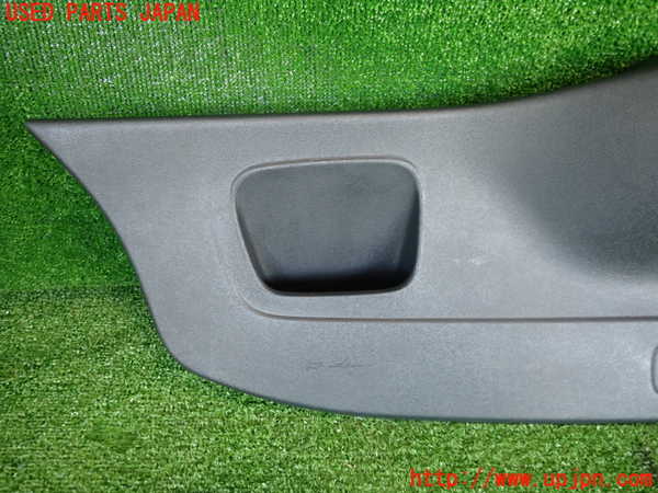 2UPJ-9236441578]VW up! GTI(アップ GTI)(AADKR)バックドア内張り 中古_4