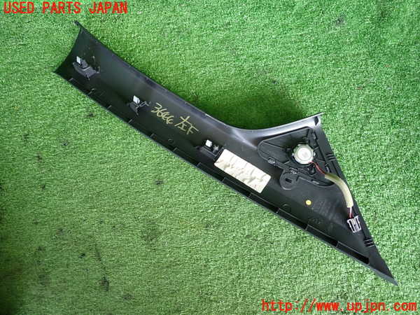 2UPJ-9236447660]VW up! GTI(アップ GTI)(AADKR)左フロントピラートリム 中古_2