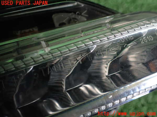 2UPJ-9236451160]スカイライン ハイブリッド(HV37)右ウィンカーレンズ 中古_3