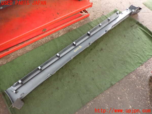 2UPJ-9236451392]スカイライン ハイブリッド(HV37)左サイドステップ 中古_5