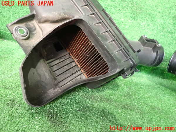 2UPJ-9236452560]スカイライン ハイブリッド(HV37)エアクリーナーボックス 中古_2