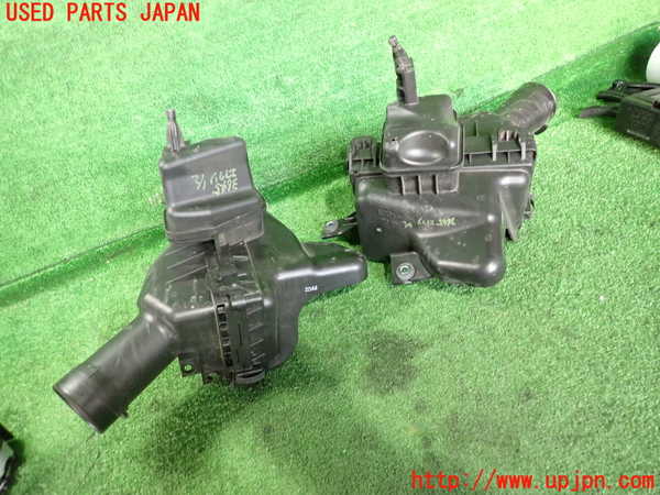 2UPJ-9236452560]スカイライン ハイブリッド(HV37)エアクリーナーボックス 中古_4