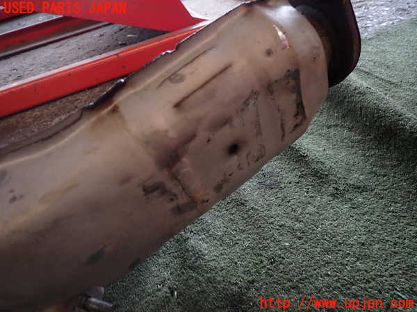 2UPJ-9236452662]スカイライン ハイブリッド(HV37)触媒2 中古_3