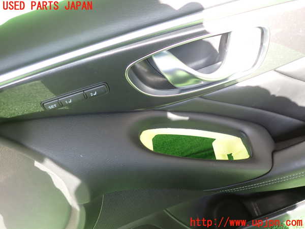 2UPJ-9236451234]スカイライン ハイブリッド(HV37)右前ドア内張り 中古_2