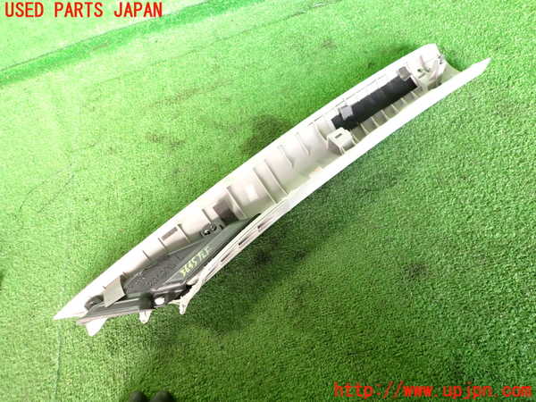 2UPJ-9236457660]スカイライン ハイブリッド(HV37)左フロントピラートリム 中古_3