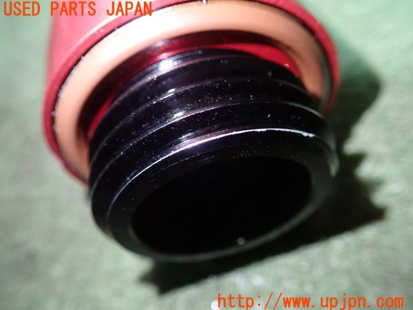 3UPJ=9236460015]GR86(BRZ)RC(ZN8)VERUS ENGINEERING ヴェルス A0310A FHSオイルフィラーキャップ 中古_4