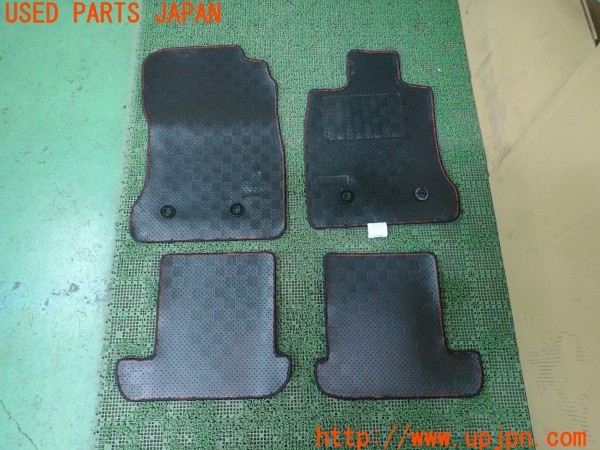 3UPJ=9236460629]GR86(BRZ)RC(ZN8)KUHL クール フロアマット 中古_4