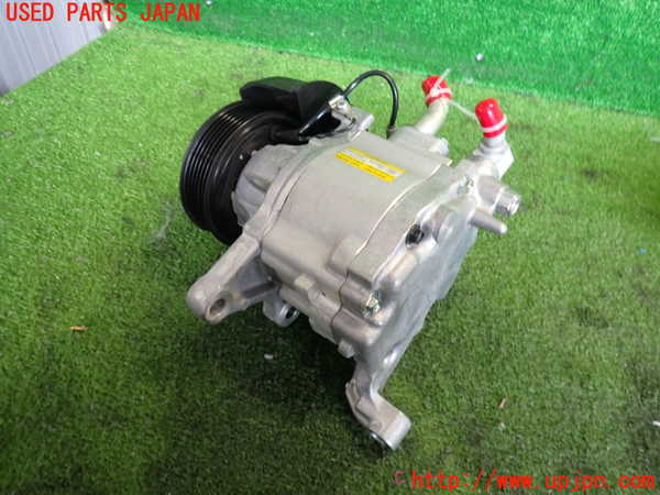 2UPJ-9236466025]GR86(BRZ)(ZN8(改))エアコンコンプレッサー 中古_2