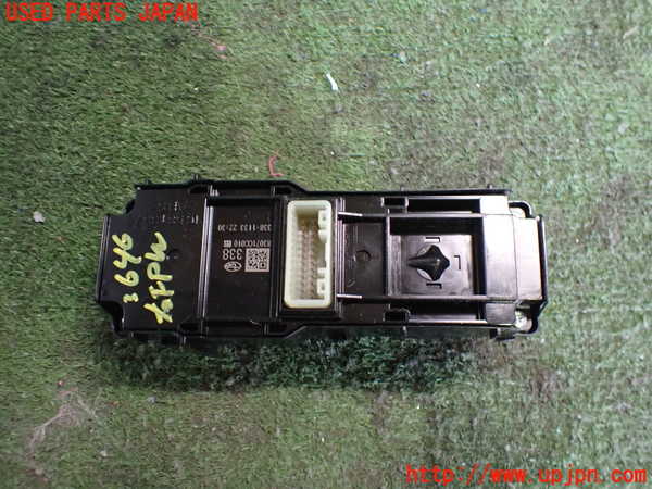 2UPJ-9236466240]GR86(BRZ)(ZN8(改))右パワーウィンドウスイッチ 中古_2